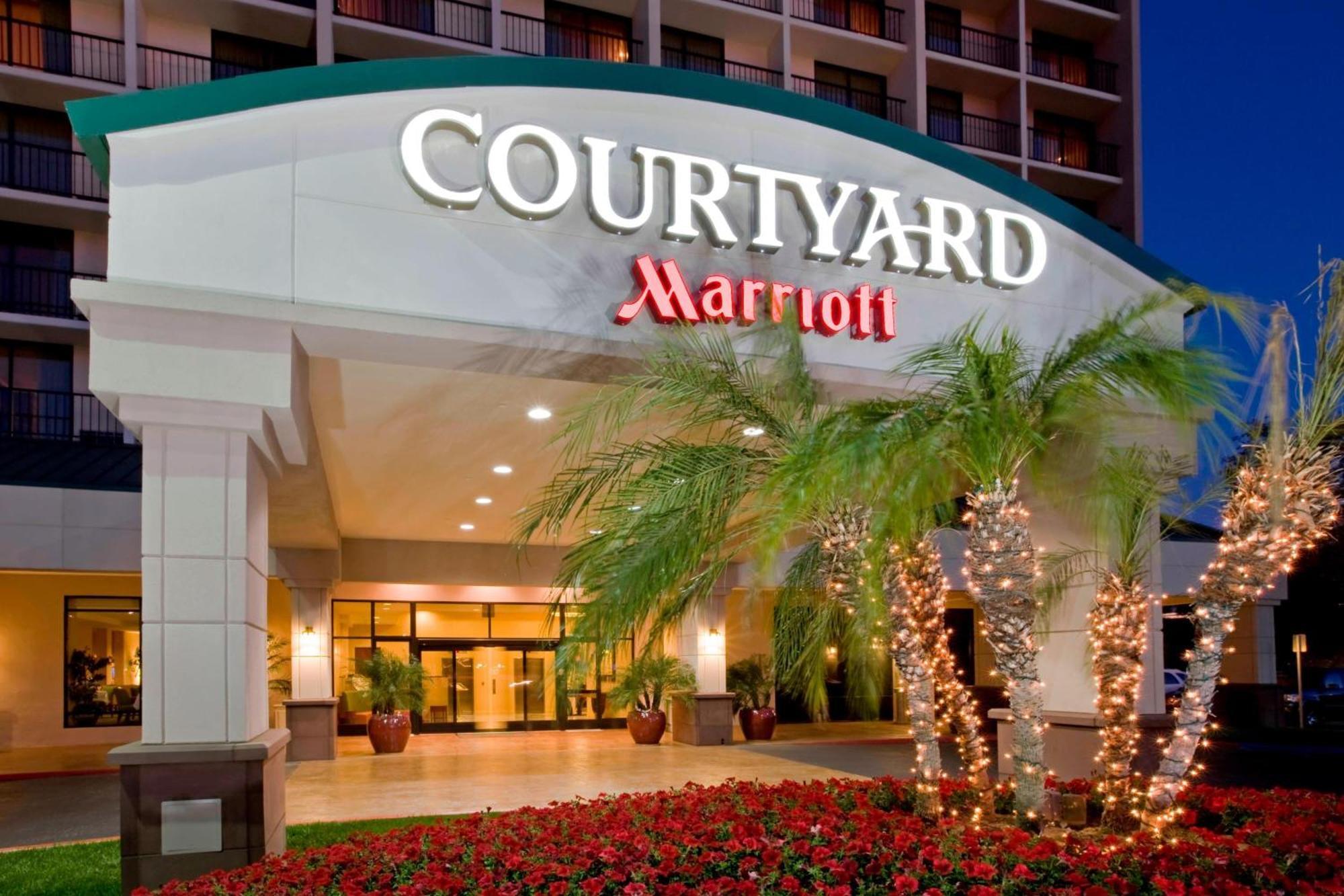 Courtyard By Marriott Los Angeles Pasadena/מונרוביה מראה חיצוני תמונה