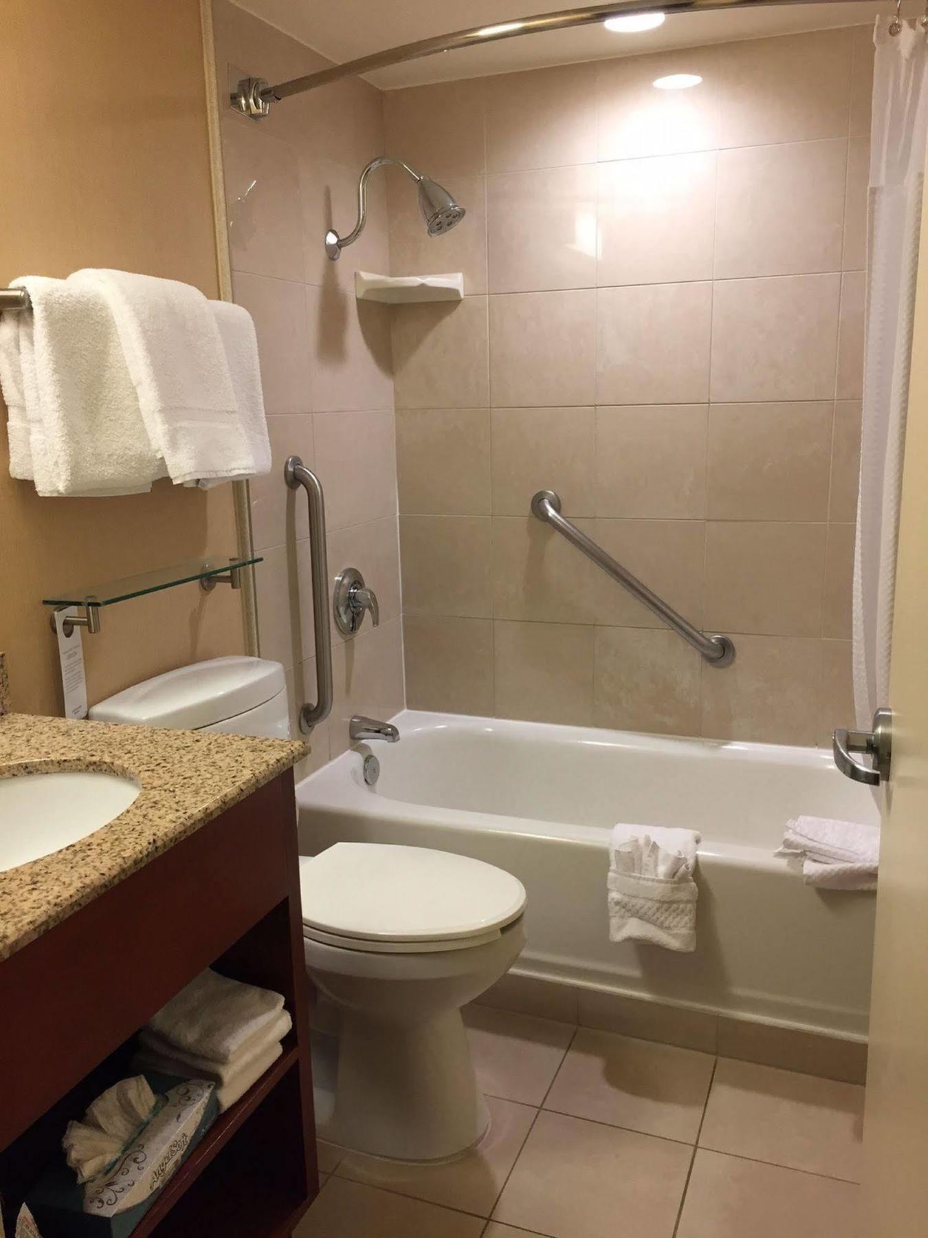 Courtyard By Marriott Los Angeles Pasadena/מונרוביה מראה חיצוני תמונה