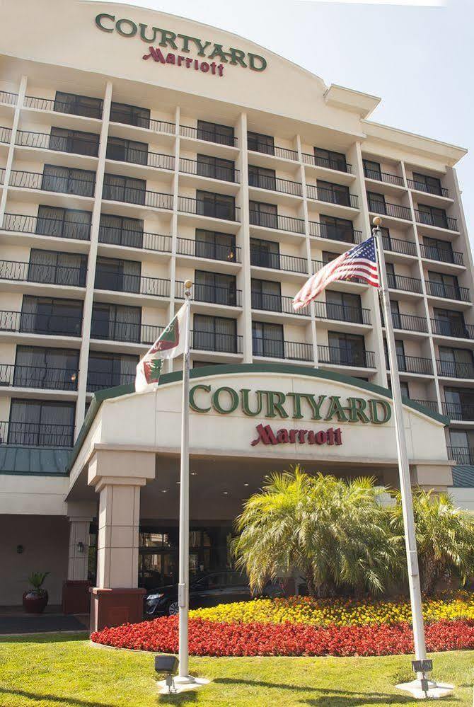 Courtyard By Marriott Los Angeles Pasadena/מונרוביה מראה חיצוני תמונה