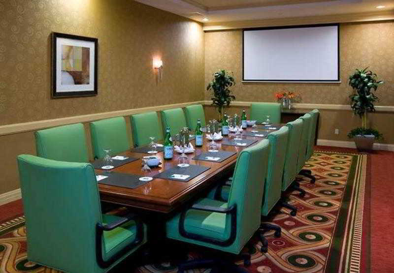 Courtyard By Marriott Los Angeles Pasadena/מונרוביה מראה חיצוני תמונה
